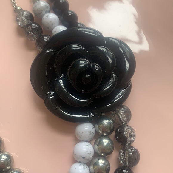 Statement necklace - Picture 2 of 4